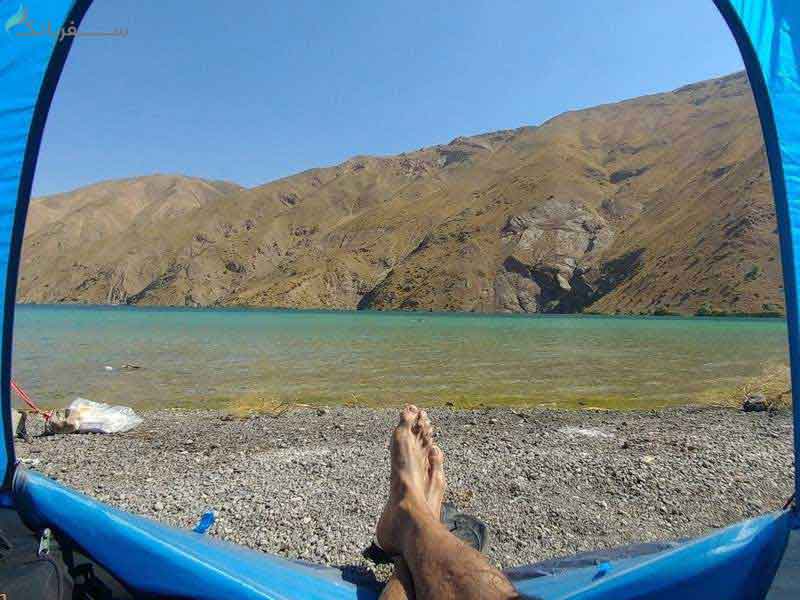 اقامت در دریاچه گهر