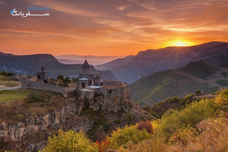 کلیسای خور ویراپ در تور ارمنستان