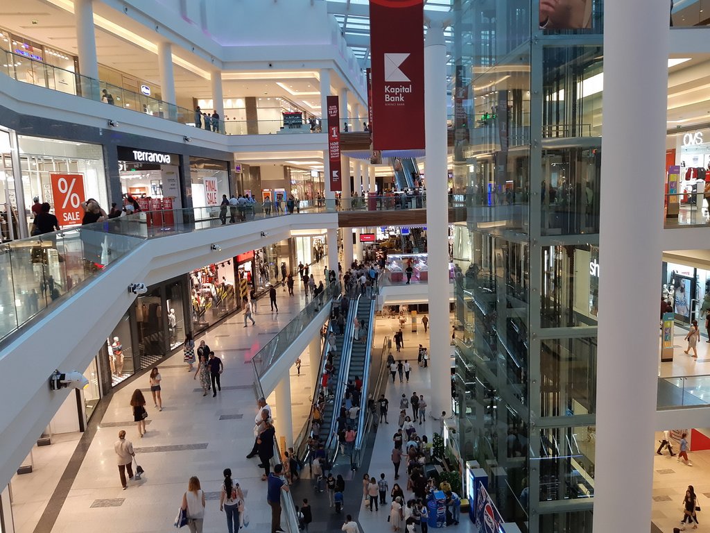 پورت باکو مال بزرگترین و مدرن ترین مرکز خرید باکو
