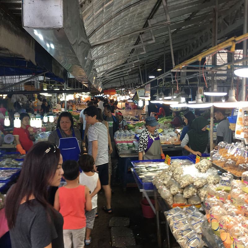 بازار مواد غذایی لانفو ناکلوی مارکت