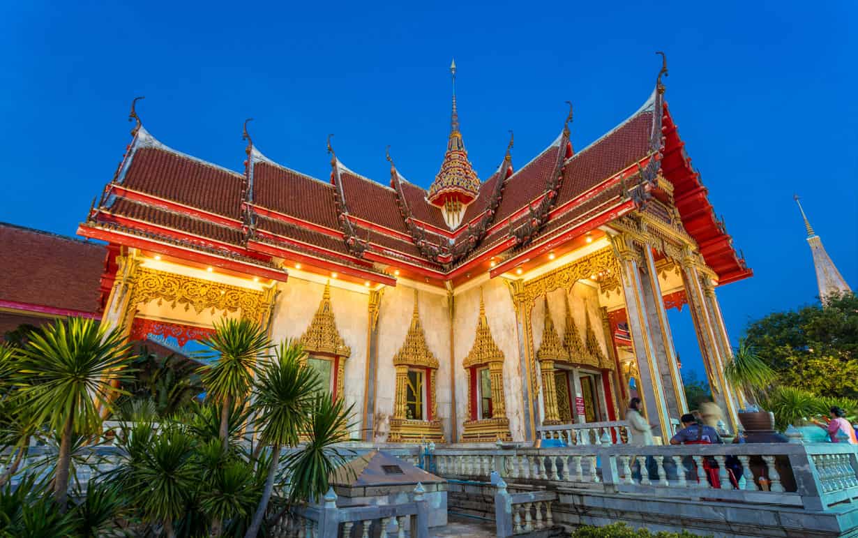معبد بودایی وات چالونگ در تایلند و پاتایا