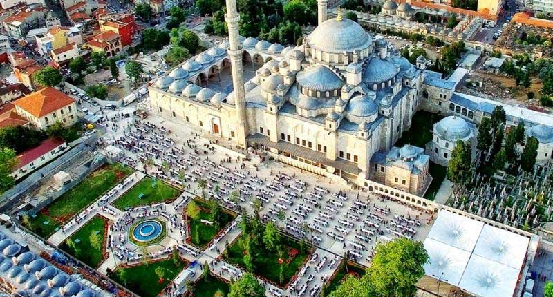 مسجد سلطان فاتح از جاذبه های استانبول
