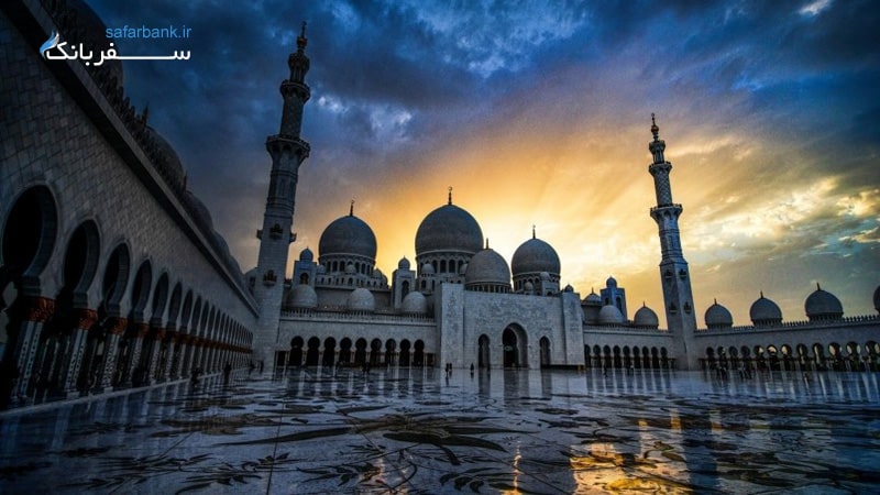 مسجد شیخ زاید ابوظبی مسجدی برگرفته از معماری اسلامی ملل مختلف