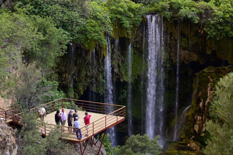 آبشار یرکوپرو آبشاری با آب کربناته در قونیه