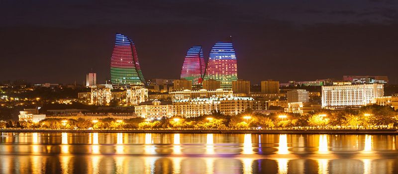 برج های شعله باکو شعله های ابدی مدرن آذربایجان