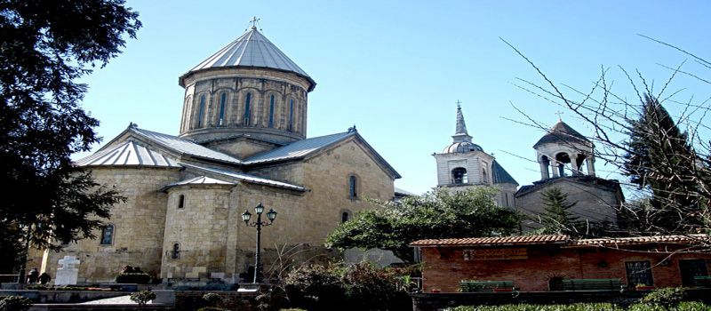 کلیسای سیونی تفلیس عبادتگاهی کهن با نمای داخلی چشمنواز