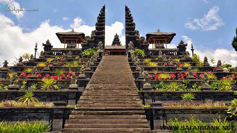 معبد مادر در بالی